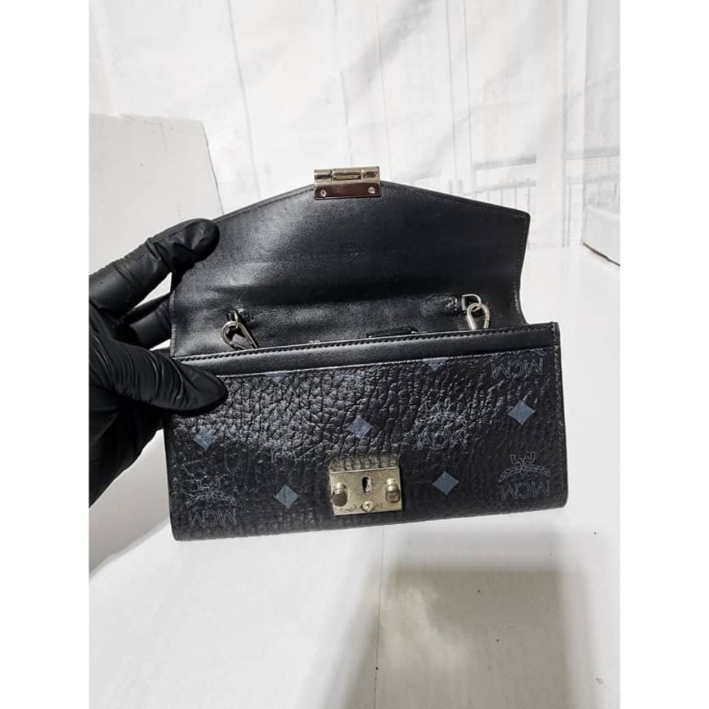 Authentic MCM Visetos Large Patricia Wallet On Chain Black/Grey - Picture 14 of 16